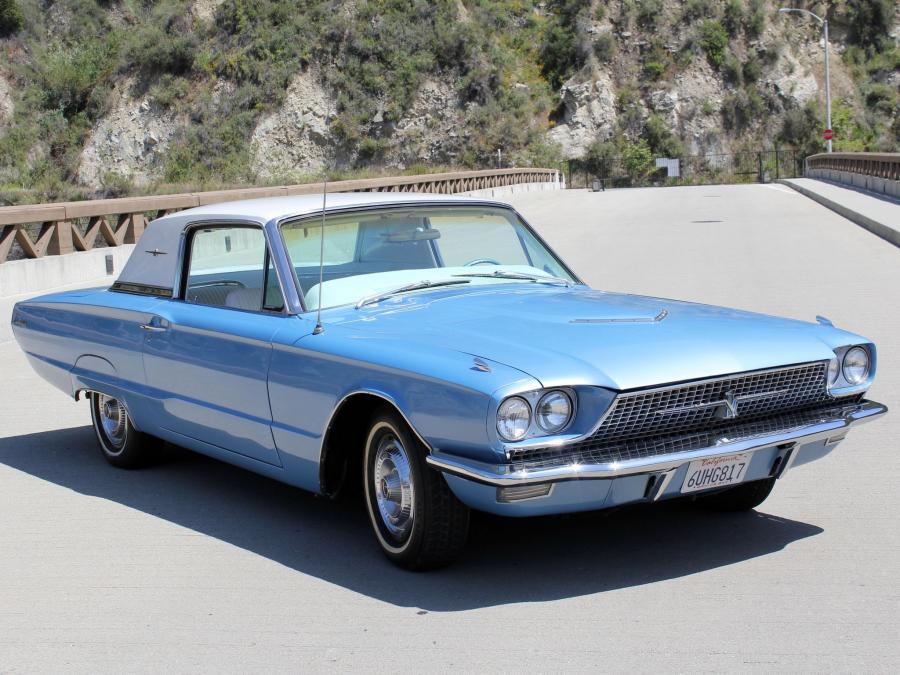 Ford Thunderbird Town Hardtop Coupe '1966